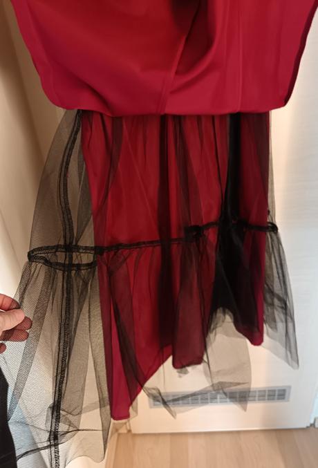 Spoločenské saty, 34