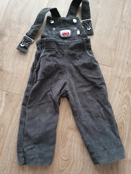 Nohavice na traky, modelko,86