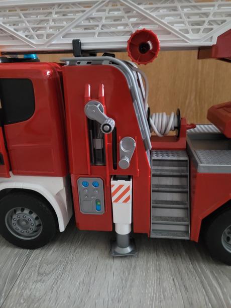 Bruder veľké hasicské auto,
