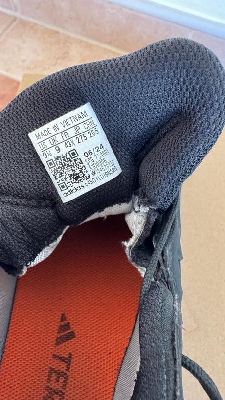 Adidas terrex d9 f43-1/3, adidas,43