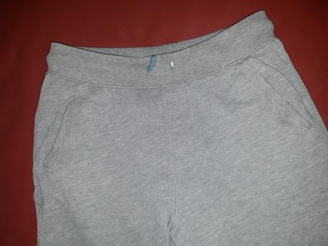 Kraťasy, f&f,146