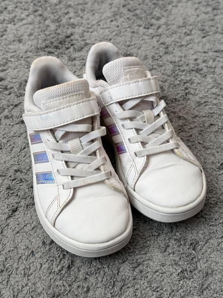 Biele botasky adidas v.29, adidas,29