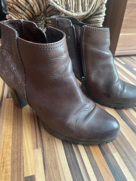 Caprice kožené kotníky, 39