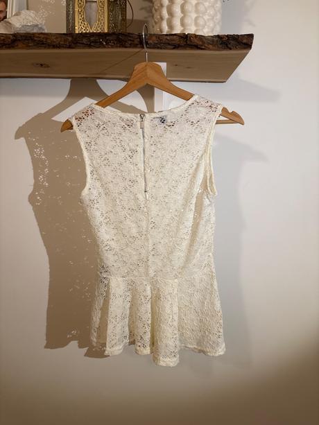 Smotanovy cipkovany top, new yorker,xs