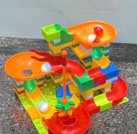 Interaktívna stavebnica 106 ks,