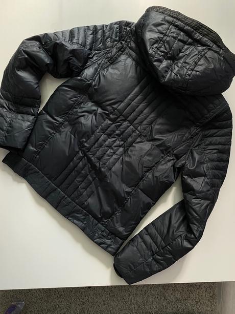 Páperová bunda guess, guess,s