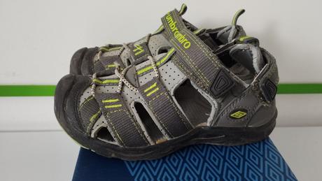 Sandálky zn. umbro, v. 29, umbro,29