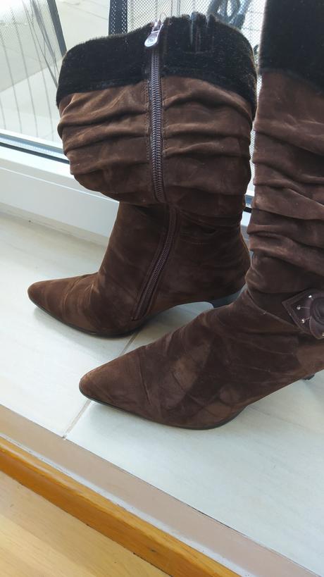 Semišové cizmy, 37