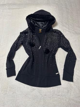 Mikina s kryštálmi a s hodvábnou kapucňou uncs, m