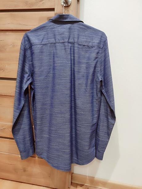 Krásna elegantná košeľa, s