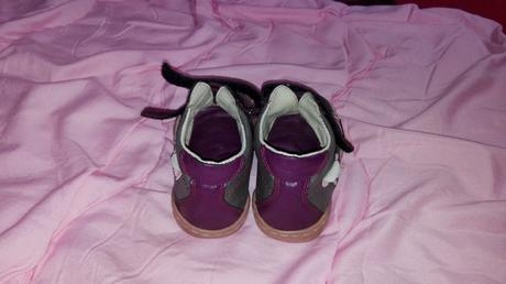 Poltopánky, veľkosť 24, 24