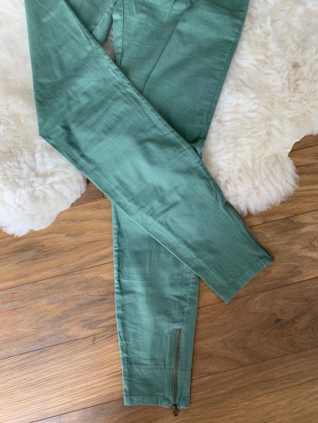 Zelené nohavice, gate,m