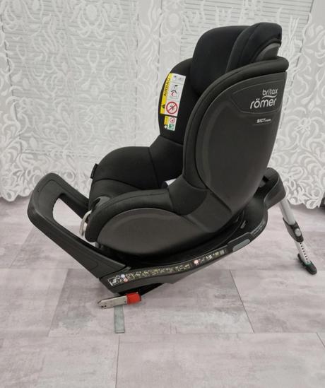 Autosedacka britax rőmer dualfix m i-size, britax