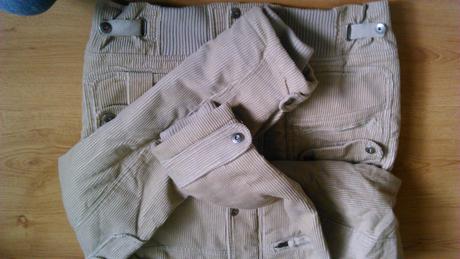 Krémová menčestrová oteplená bundička, l