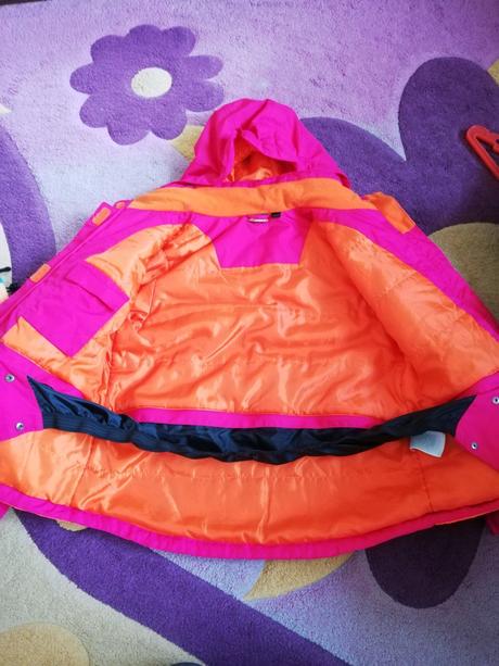 Vetrovka 146, crivit,146