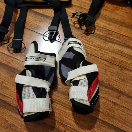 Hokejové lakte, bauer,s