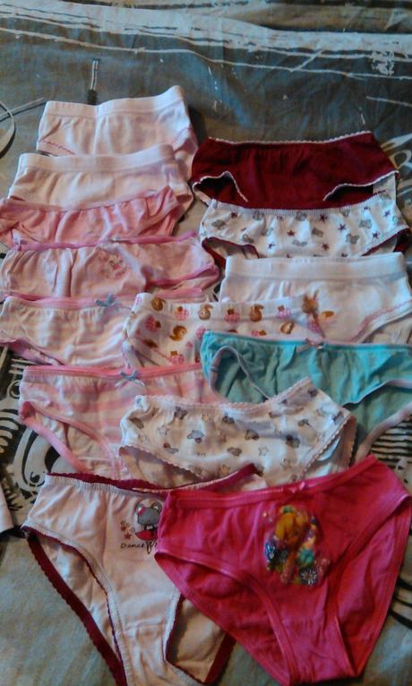 Balíček spodného prádla už s poštou, f&f,98