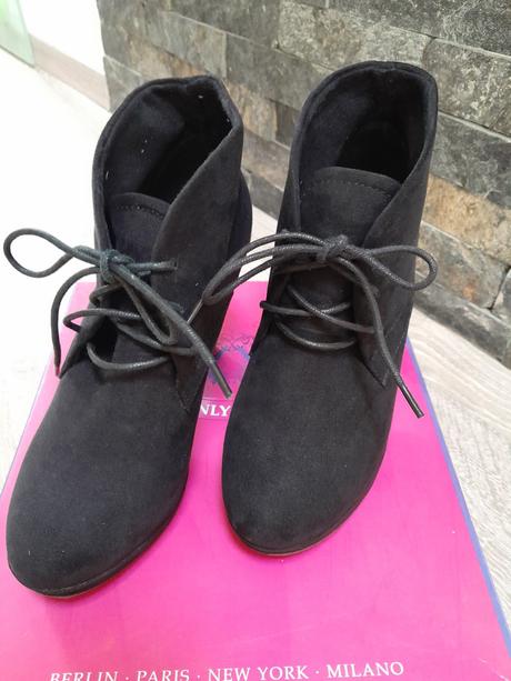 Členkové topánky, 37