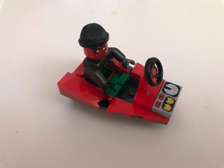 Lego lodička, panacik s plutvami, volanty,