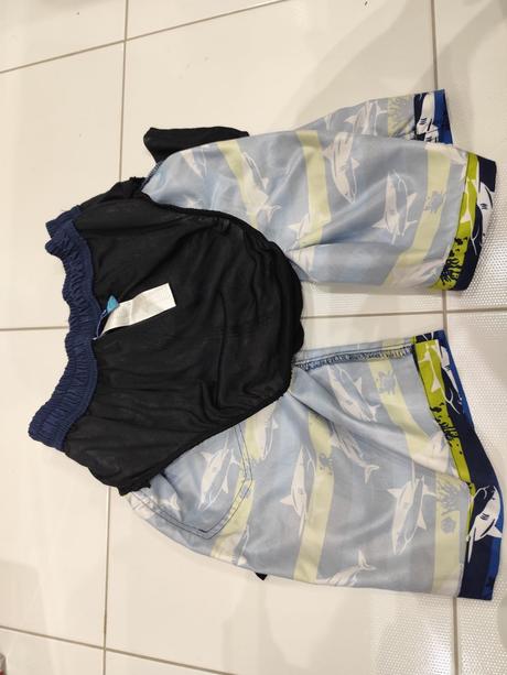 Predám chlapčenské kraťasy/plavky, 140