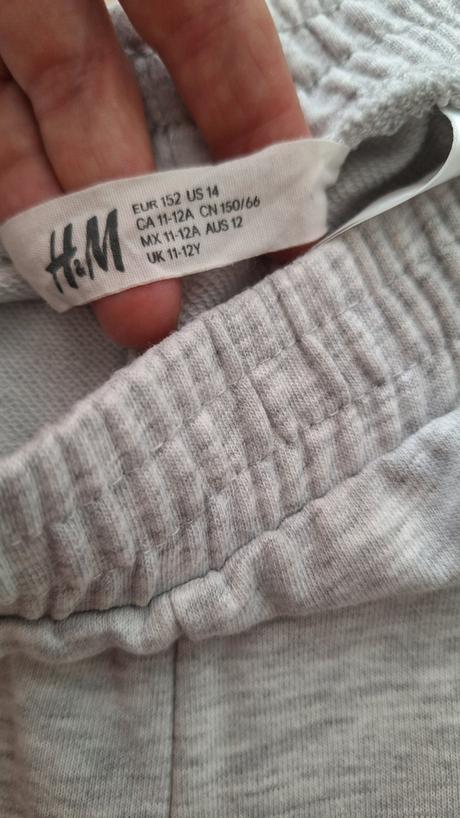 Široké tepláčiky, h&m,152