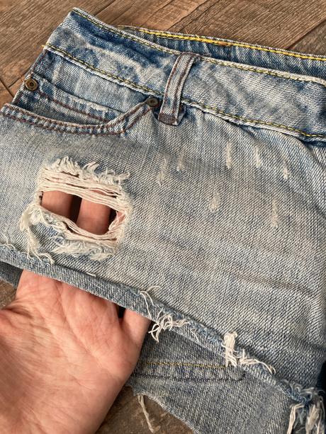 Riflové šortky, pull&bear,40