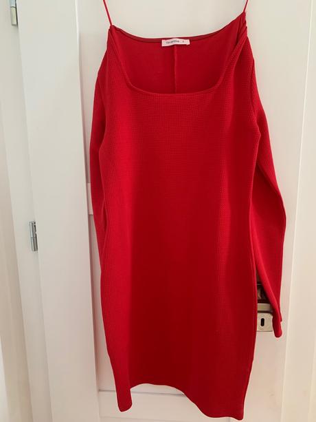 Elegantne saty, terranova,38