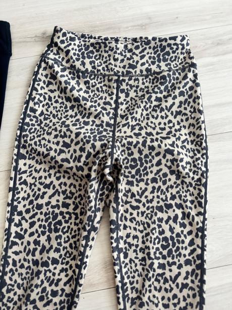 2ks športove leginy, s