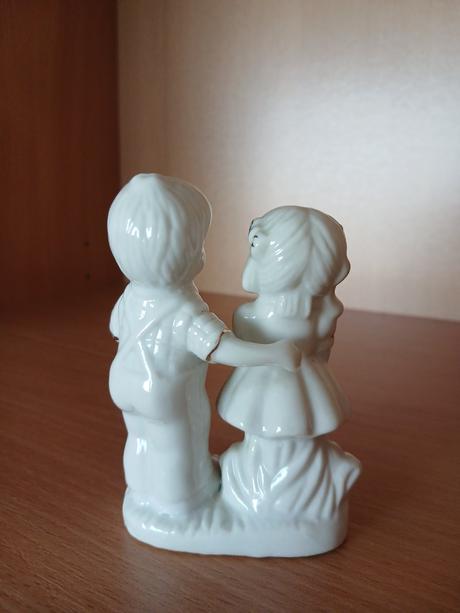 Keramická soška párik 10x7 cm,