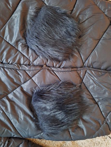 Zimna bunda, reserved,164