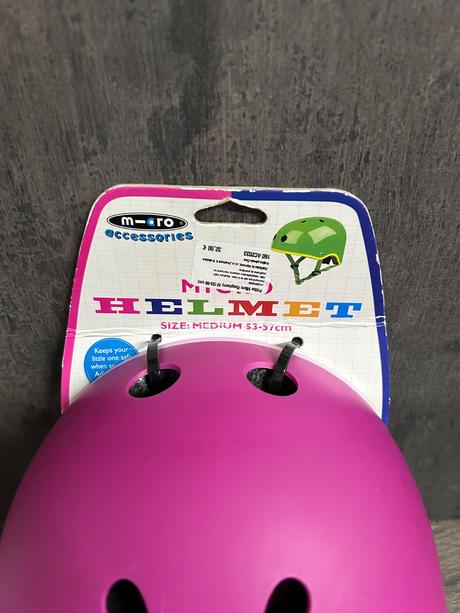 Micro dievcenska prilba fialova č.m, m