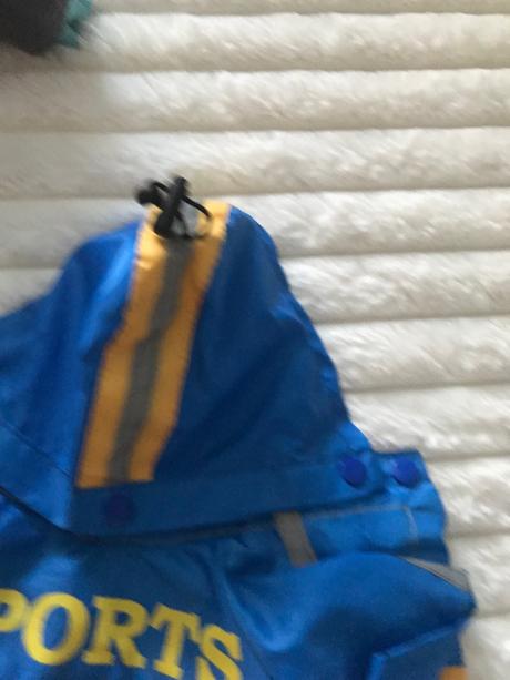 Pršiplášť pre psika, 