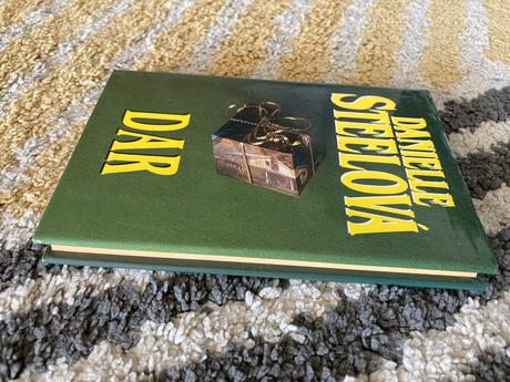 Dar danielle steelová (1998), 