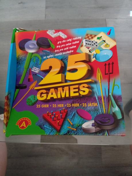 Spoločenská hra 25 games, 