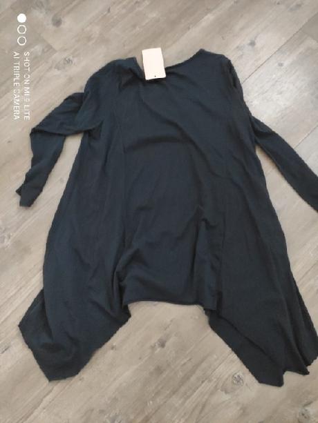 Predlžené tričko asymetrické,