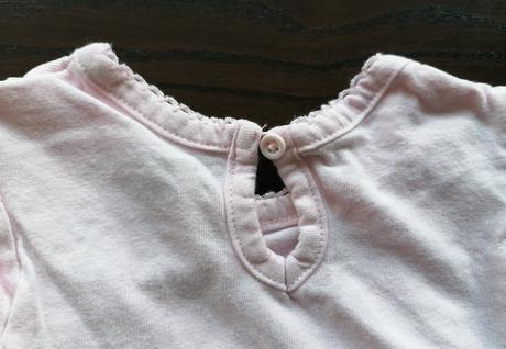 Letné body s volanikom, 74