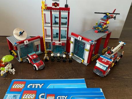 Lego hasičsská stanica 60110,