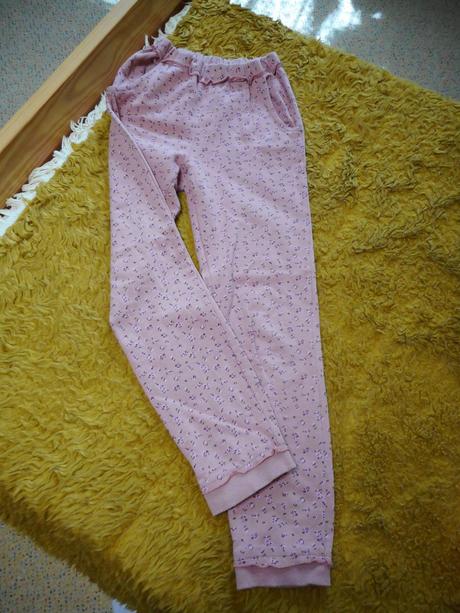 5x dievčenské tepláky, sinsay,134