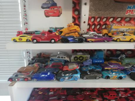 Ponúkam na predaj hot wheels, 