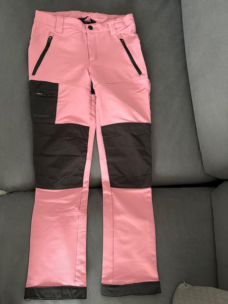 Turistické nohavice, 140