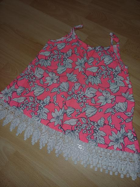 Krásny lahky letny top, pumpkin patch,116