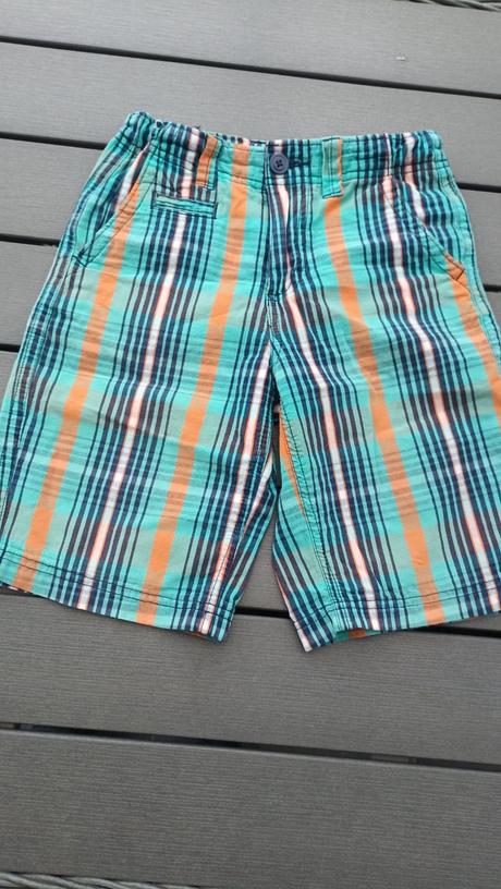 3 ks krátke nohavice veľ 140, 140–152