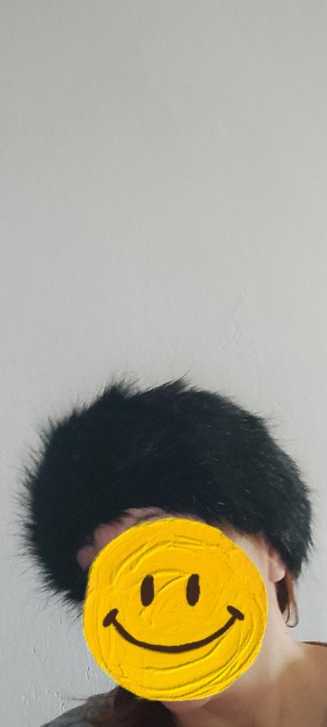 Kožušinová čelenka, 