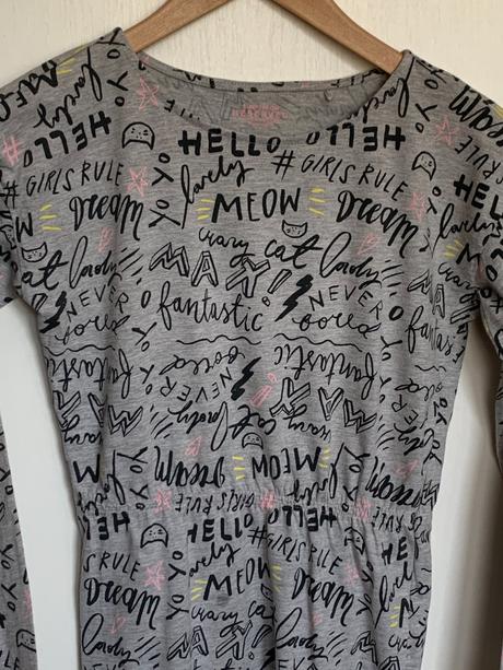 Reserved šaty s nápisom, reserved,146