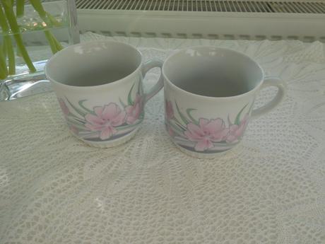 Šálka retro veľká 2 kusy, porcelán, 