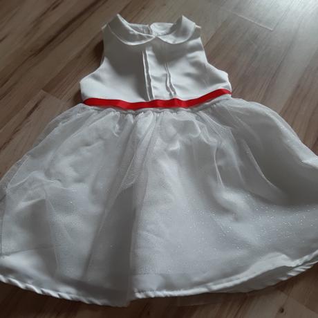 Šaty pre princezničku, 98