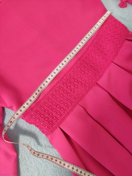 Šatičky do spoločnosti, 152