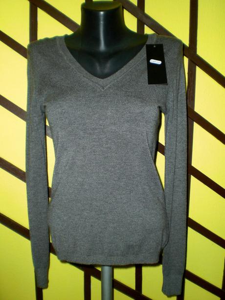 Dámsky svetrík red queen fashion., m / s / xs