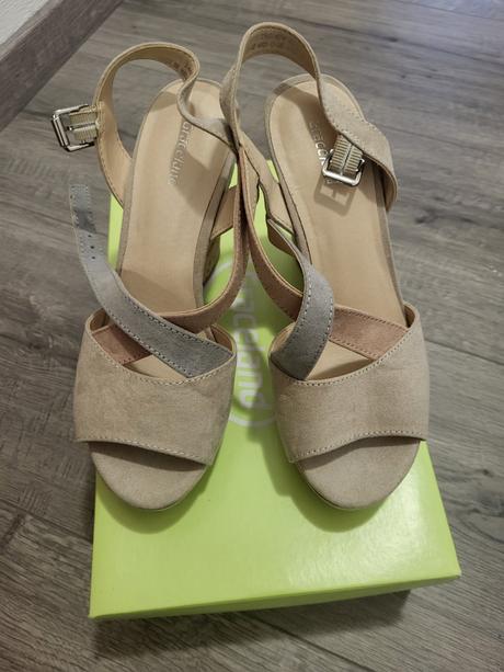 Dámske vysoké letné sandálky, deichmann,37