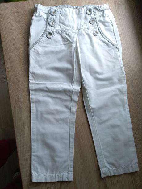 Platene nohavice, 110